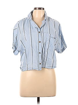 SO Short Sleeve Button-Down Shirt (view 1)