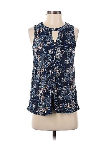 Ember Sleeveless Blouse (view 1)