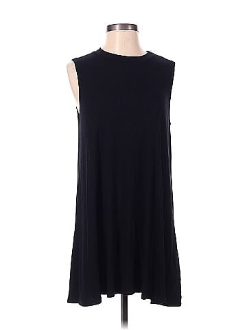 Chris & Carol Casual Dress (view 1)