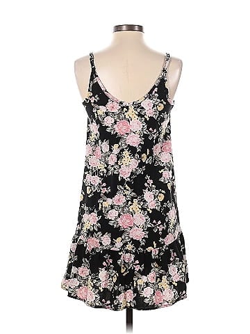 Wallflower Sleeveless Blouse (view 2)