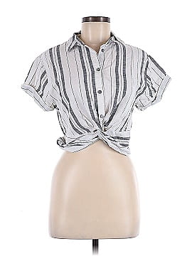 Bershka Short Sleeve Button-Down Shirt (view 1)