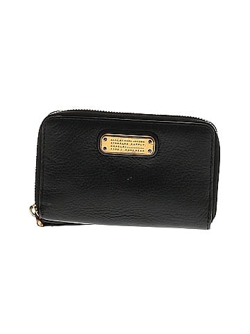 Marc By Marc Jacobs Leather Wallet - front