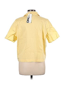 Only Short Sleeve Button-Down Shirt (view 2)