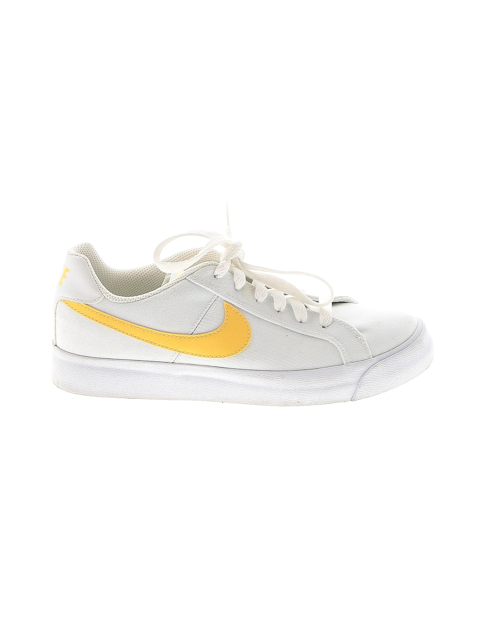 Nike White Sneakers Size 8 50 Off ThredUp Nike white sneakers size 8 50 off thredup
