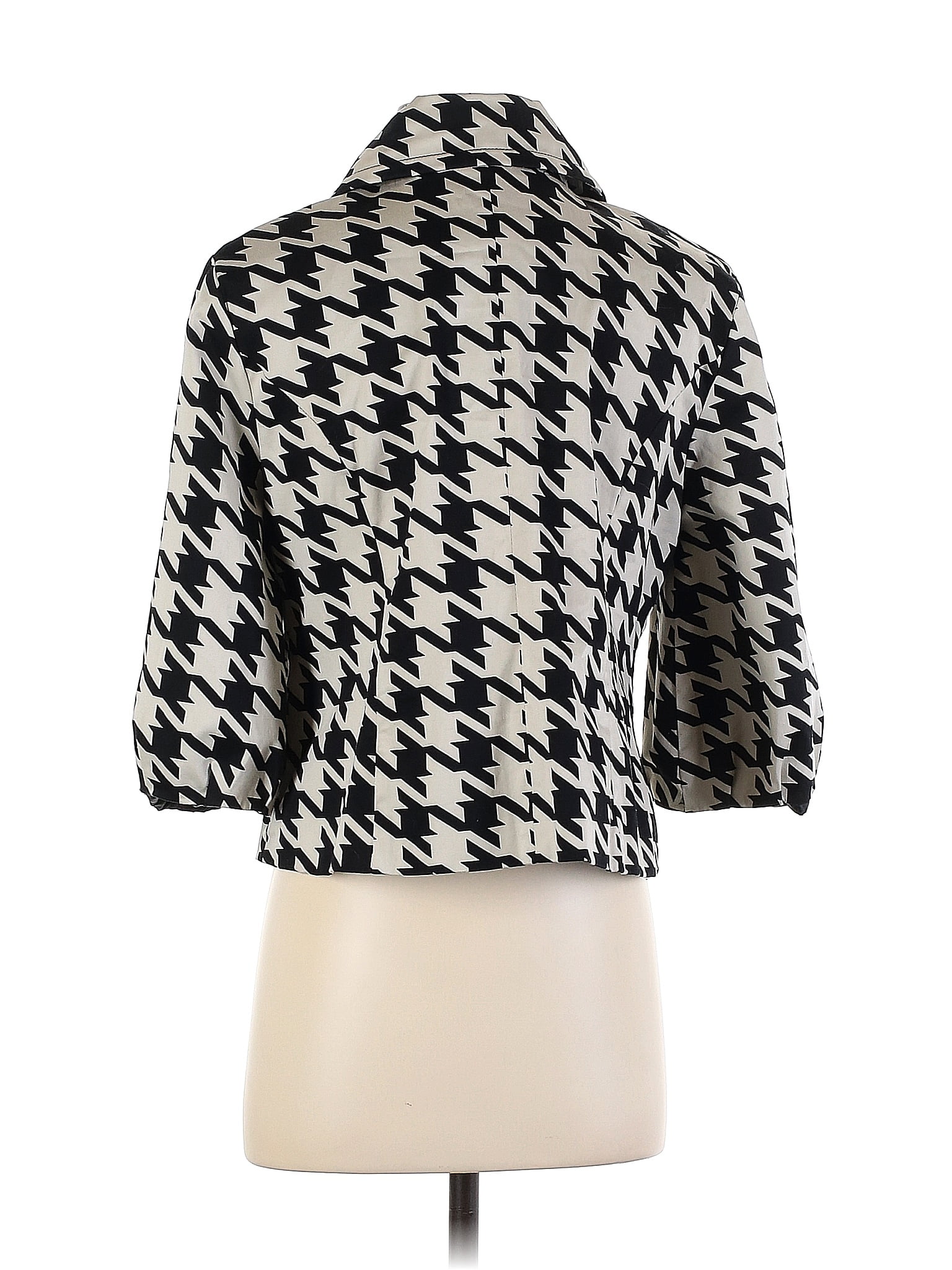 E-col-o-gie store Woman Black and White Swirl Coat