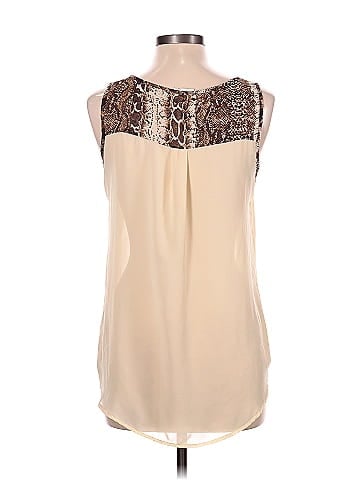 Edge Sleeveless Blouse (view 2)