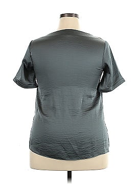 Universal Standard Short Sleeve Blouse (view 2)