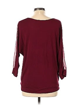 Outback Red 3/4 Sleeve Top (view 2)