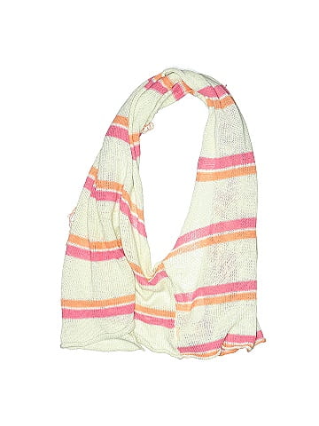Hollister Scarf (view 1)