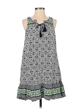 Crown & Ivy Casual Dress (view 1)