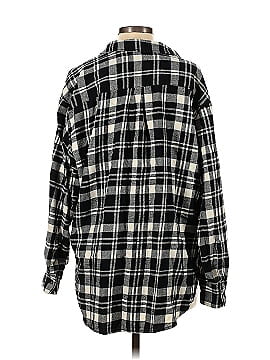 Gap Long Sleeve Button-Down Shirt (view 2)