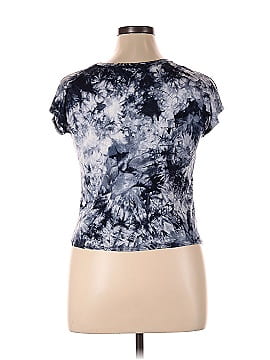 Mod On Trend Short Sleeve Top (view 2)