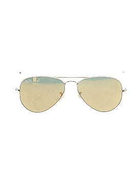 Ray-Ban RB 3025 Sunglasses (view 2)