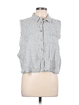 BDG Sleeveless Button-Down Shirt (view 1)