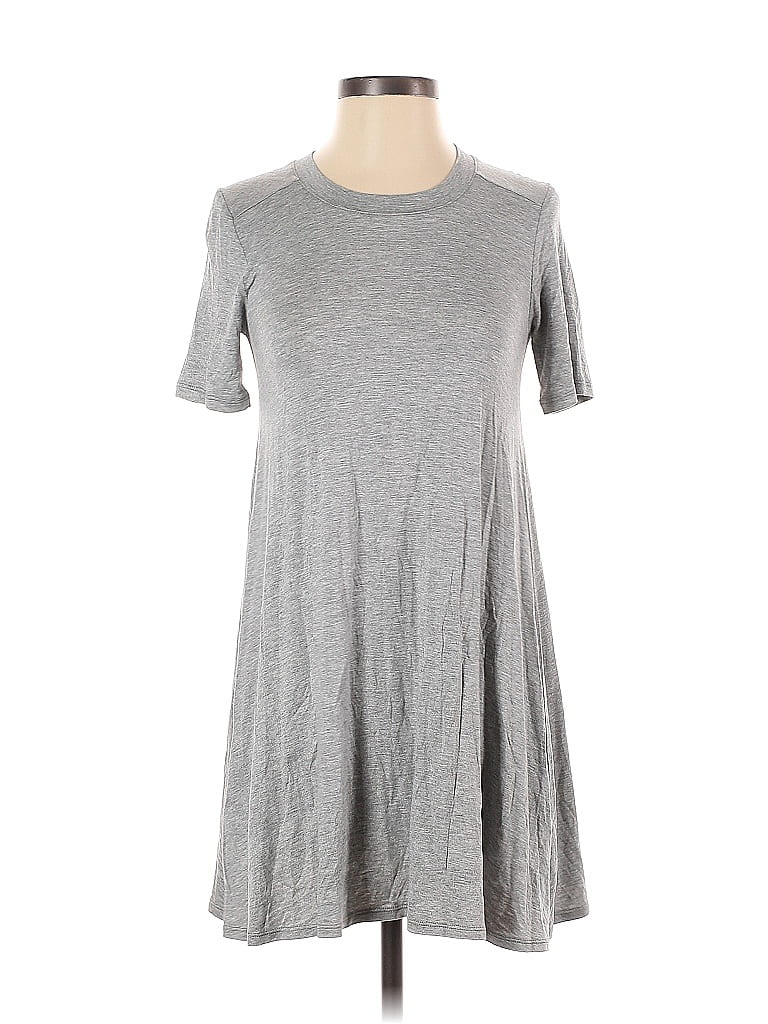 Pre-owned Bcbgeneration Casual Dress In Gray