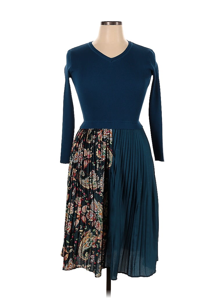 Dalia Macphee Blue VNeck Sweater Dress Size XL 70 off ThredUp