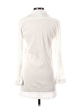 La Blanca Long Sleeve Button-Down Shirt (view 2)