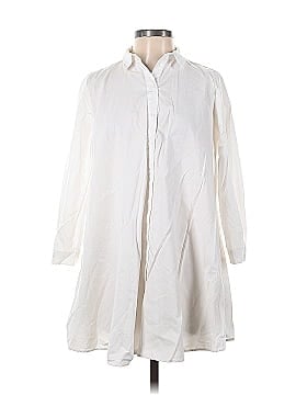 Zara Short Sleeve Button-Down Shirt (view 1)