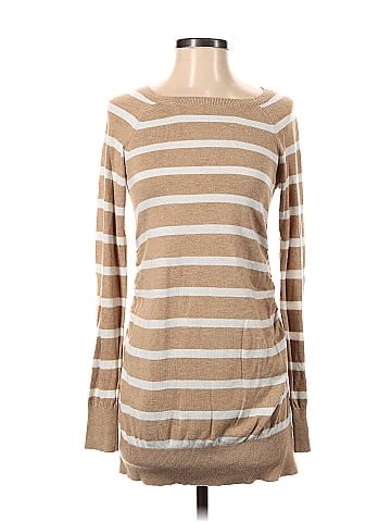 Liz Lange Casual Dress (view 1)