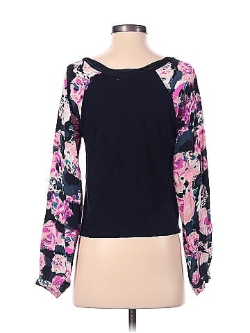 Wink Long Sleeve Top (view 2)