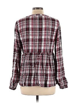 Maurices Long Sleeve Button-Down Shirt (view 2)