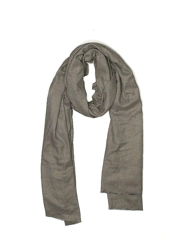 Pre-owned Natura Scarf In Gray