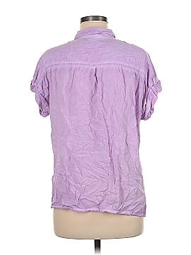 Velvet Heart Short Sleeve Button-Down Shirt (view 2)
