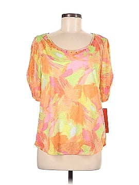 Hearts of Palm Woman Short Sleeve Top (view 1)