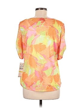Hearts of Palm Woman Short Sleeve Top (view 2)
