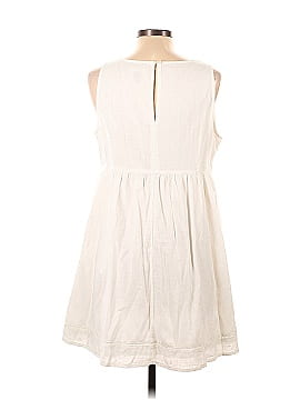 Old Navy Casual Dress (view 2)