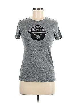 Assorted Brands Sleeveless T-Shirt (view 1)