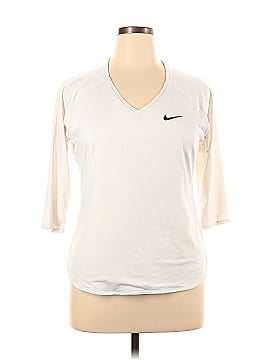 Nike 3/4 Sleeve T-Shirt (view 1)
