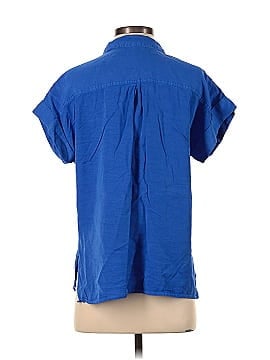Velvet Heart Short Sleeve Button-Down Shirt (view 2)