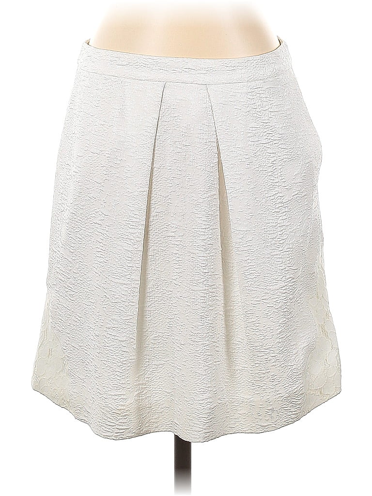 Click to view more detailed imagery on our partner's website Pre-owned Chelsea28 Casual Skirt In White
