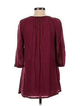Old Navy - Maternity Short Sleeve Blouse (view 2)