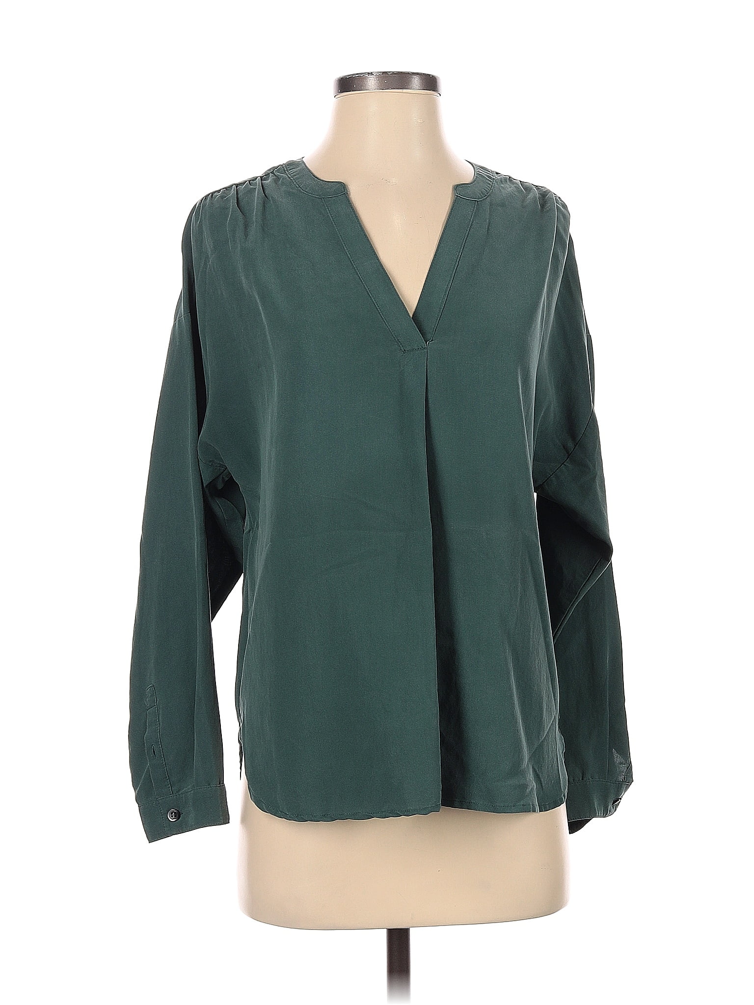 Women's Tops: New & Used On Sale Up To 90% Off | ThredUp