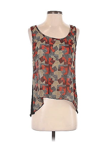 Edge Sleeveless Blouse (view 1)