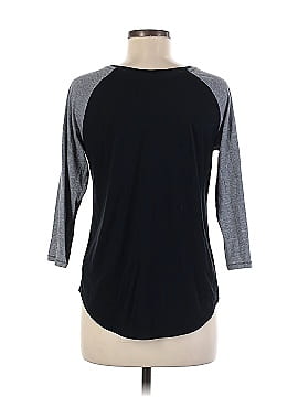 American Eagle Outfitters 3/4 Sleeve T-Shirt (view 2)