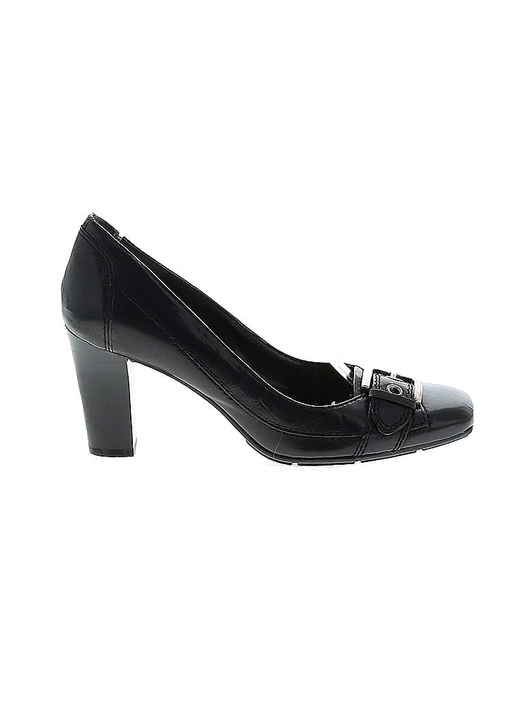 bandolino black heels