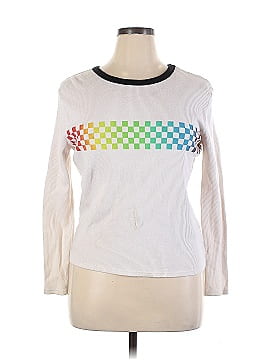 Hot Topic Thermal Top (view 1)