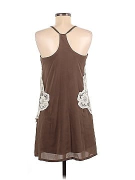 Judith March Sleeveless Blouse (view 2)