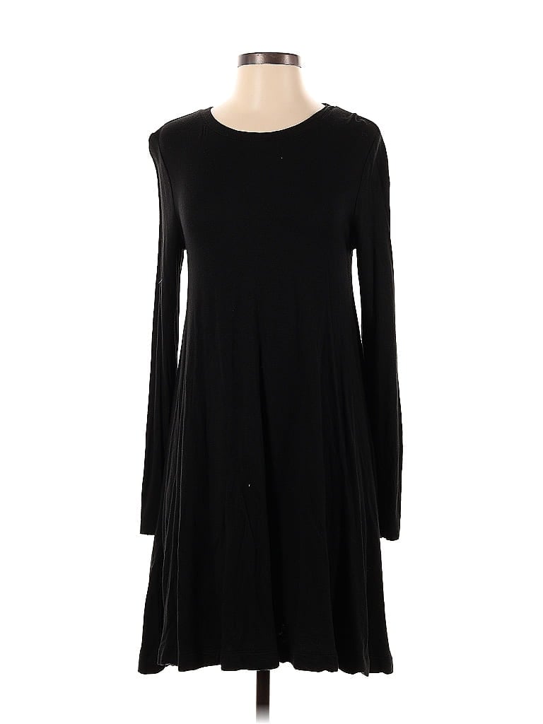 Pre-owned Lou & Grey Casual Dress In Black