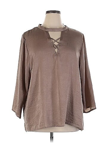Hayden 3/4 Sleeve Blouse (view 1)