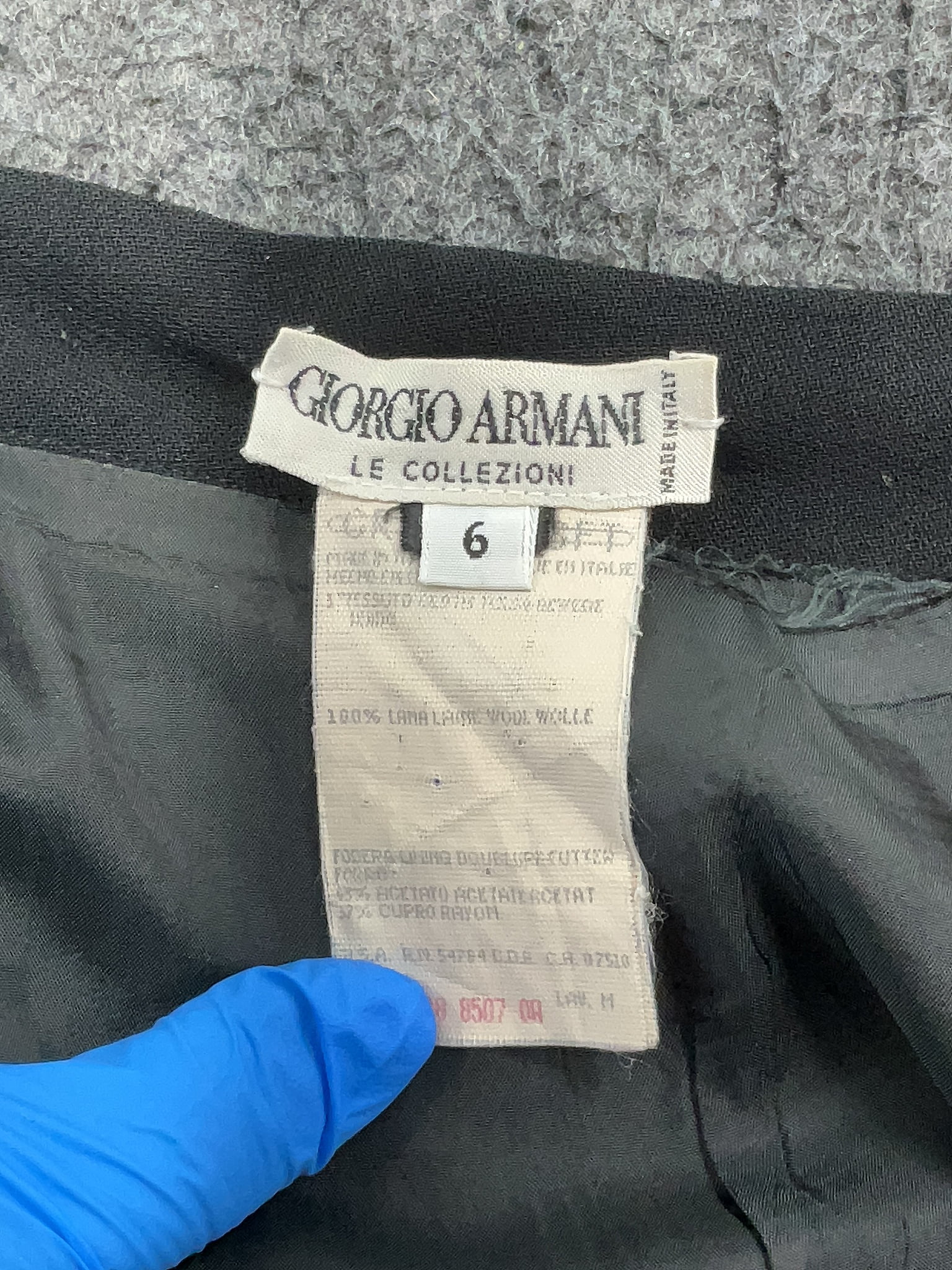 Giorgio armani le collezioni label best sale