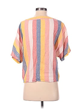 BeachLunchLounge Short Sleeve Top (view 2)
