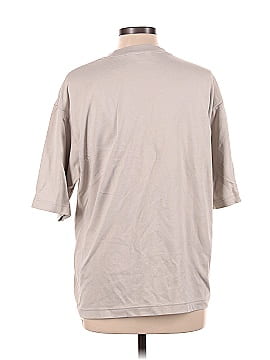 Uniqlo U Short Sleeve T-Shirt (view 2)