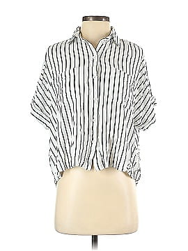 Carly Jean Short Sleeve Button-Down Shirt (view 1)
