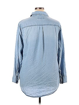 Ava & Viv Long Sleeve Button-Down Shirt (view 2)