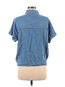 Aqua Short Sleeve Button-Down Shirt (view 2)