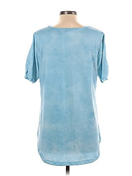 Lularoe Short Sleeve T-Shirt (view 2)